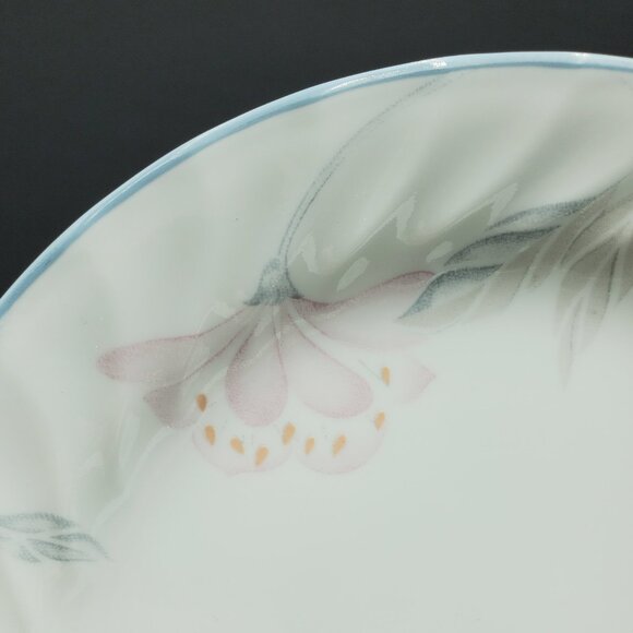 Corelle Pink Trio Salad Plates White Swirl Pink Blue Floral Dessert Bread Plate - Picture 4 of 6